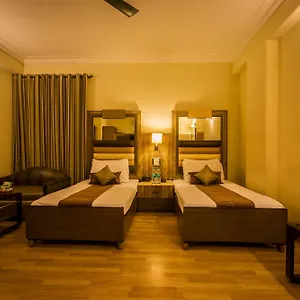 the-suncourt-yatri.hotelsdelhi.org/